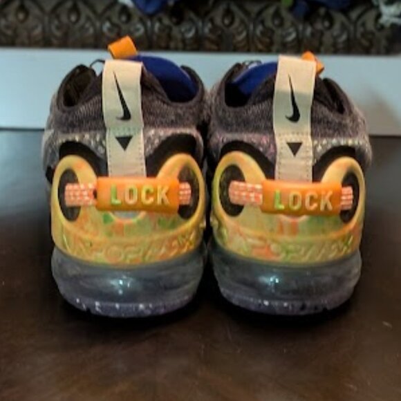 B31 NIKE AIR Vapor Max Fly Knit Sneakers - Picture 5 of 9